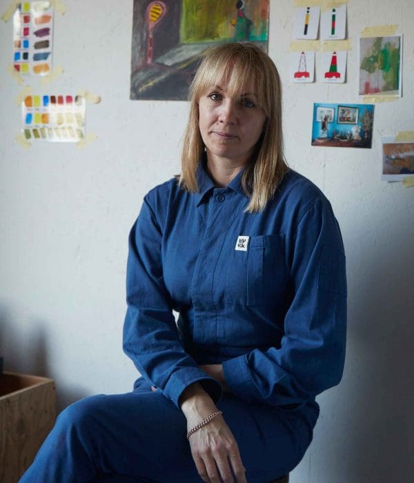 Jeni Johnson, contemporary ceramic artist in her studio